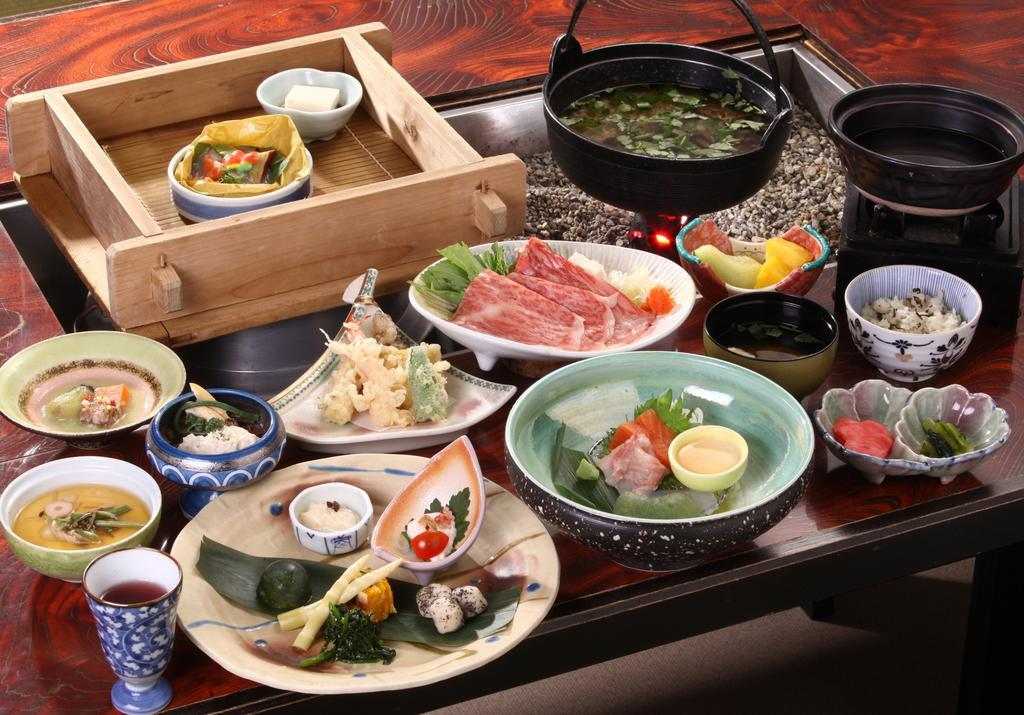 טקיאמה Okuhida Garden Hotel Yakedake מראה חיצוני תמונה