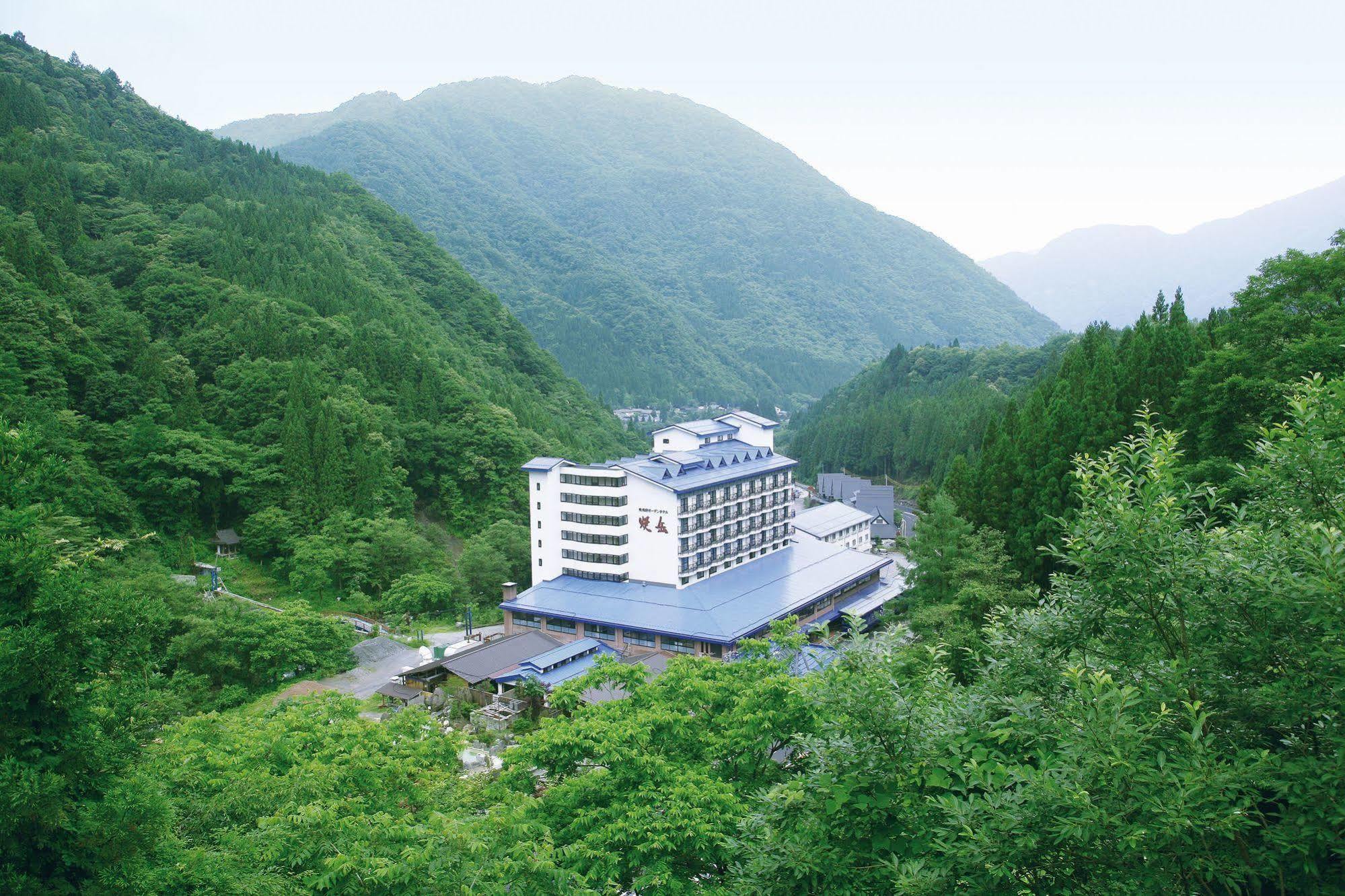 טקיאמה Okuhida Garden Hotel Yakedake מראה חיצוני תמונה